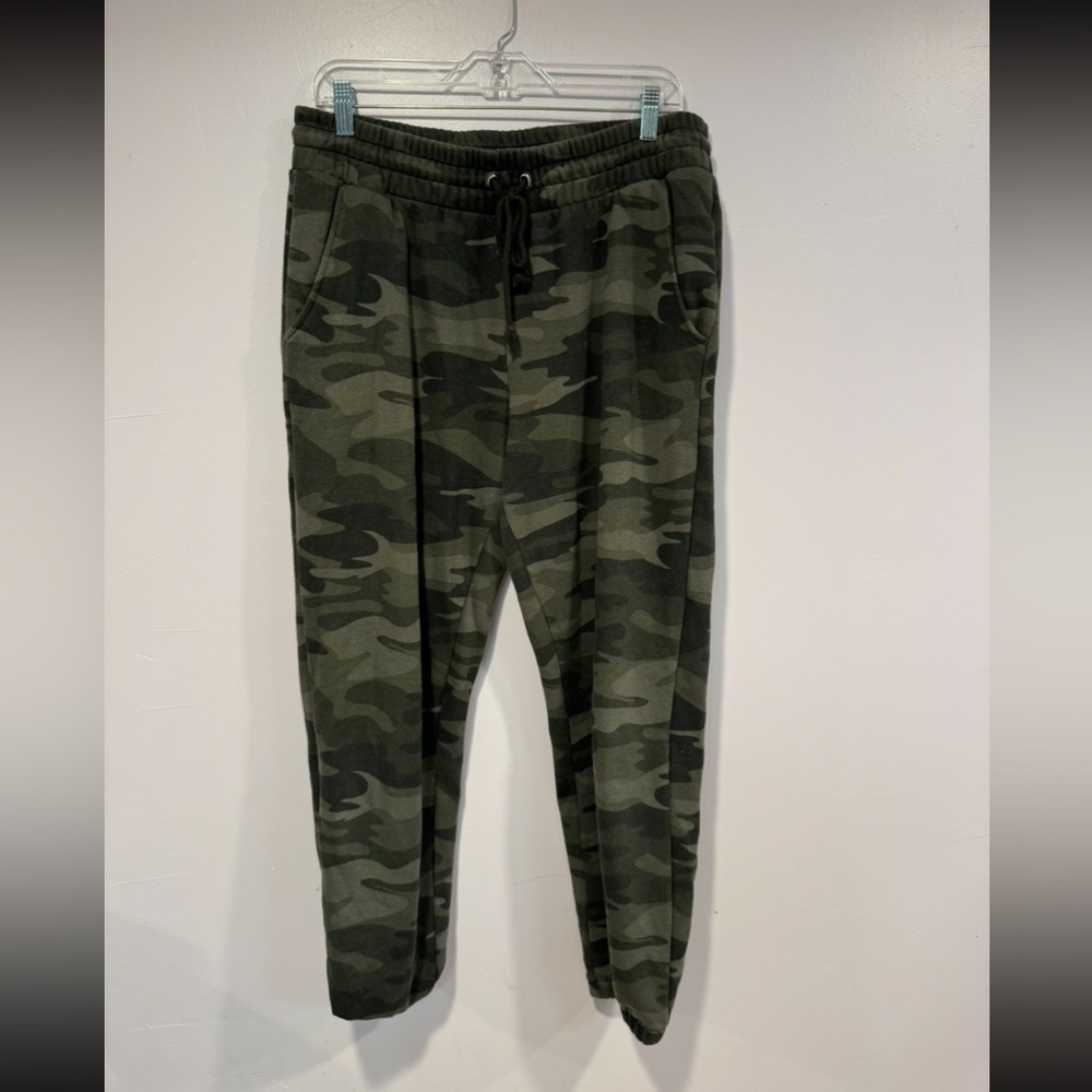 Camo Wild Fable sweatpant joggers